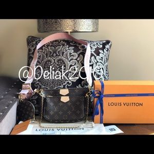 SOLD! NEW Louis Vuitton Multi Pochette Rose Clair